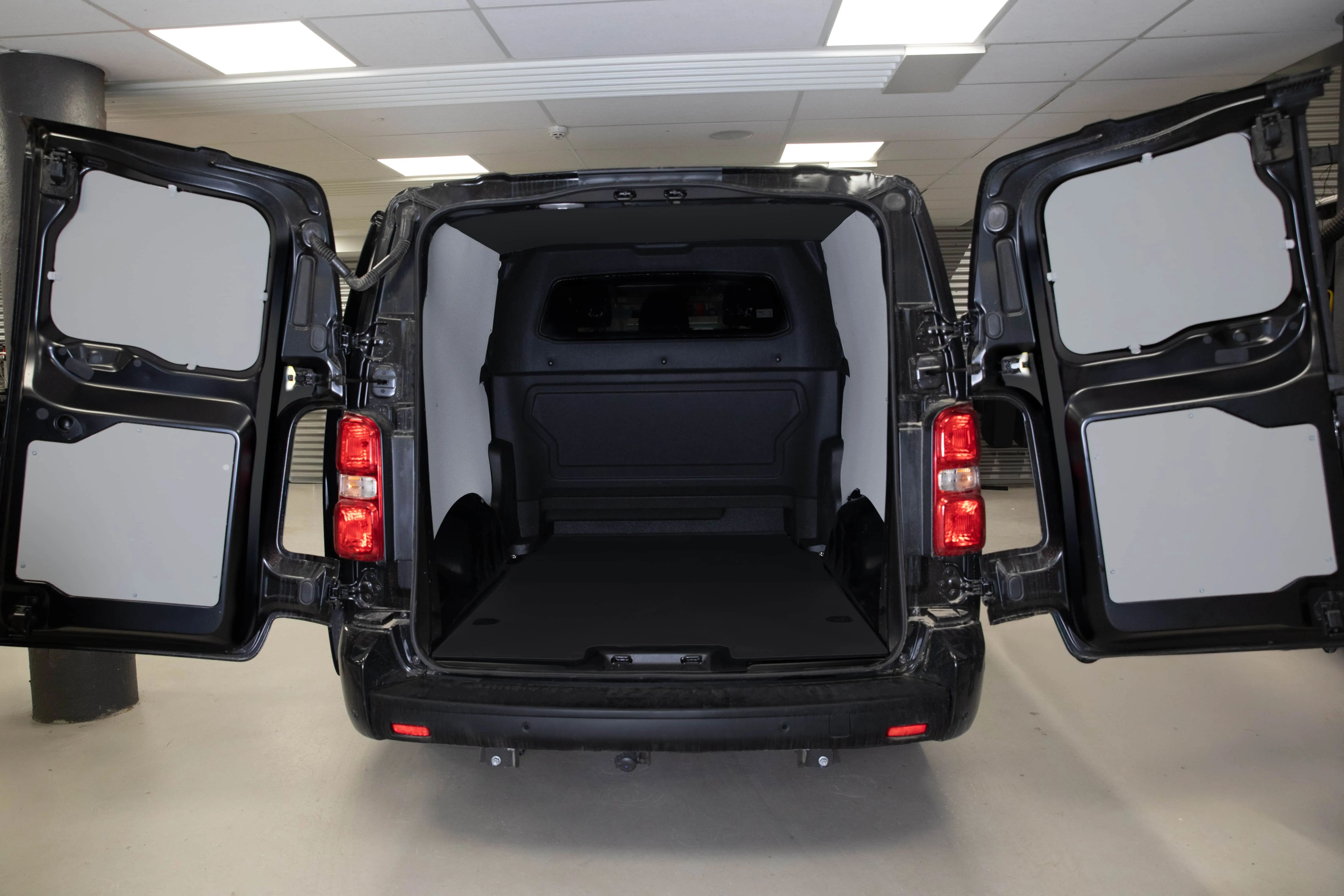 Vegger Expert, Jumpy, ProAce, Vivaro & Scudo L3 Dobbelhytte